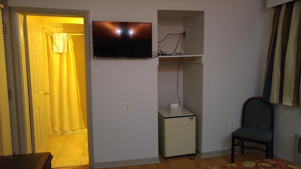 Budget Inn 2000 Hamilton Luaran gambar