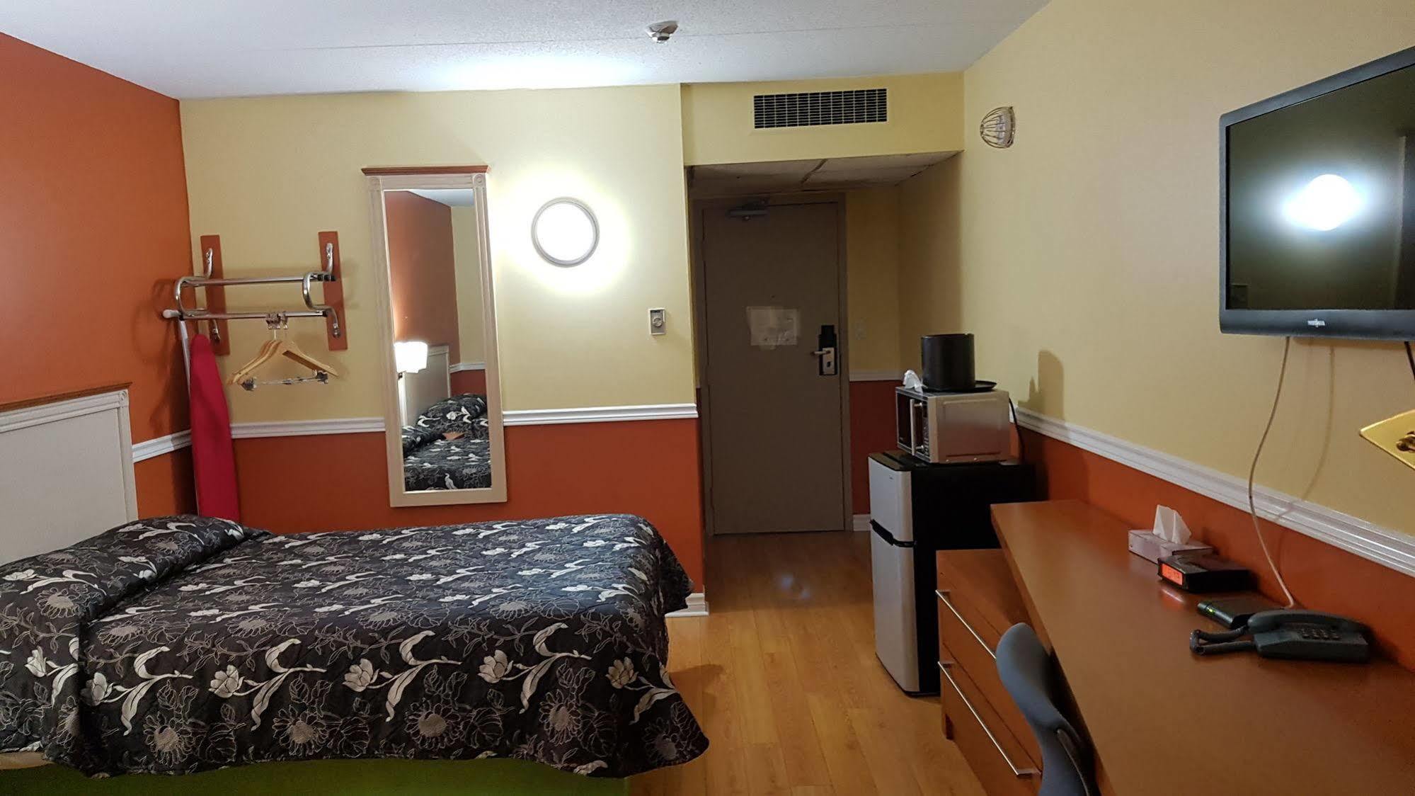 Budget Inn 2000 Hamilton Luaran gambar